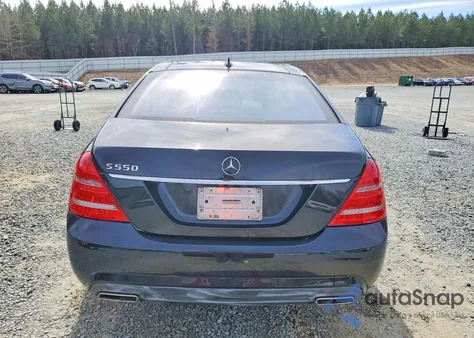 2013 Mercedes-Benz S 550 z USA, uszkodzony, nr VIN WDDNG7DB4DA532539